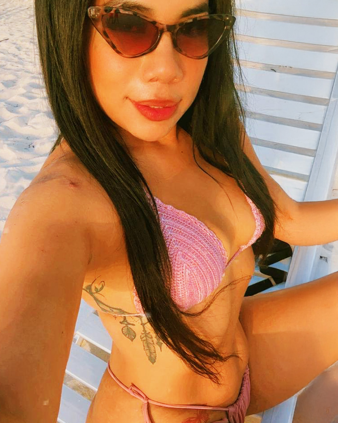 Yesi VIP social companion aruba escort